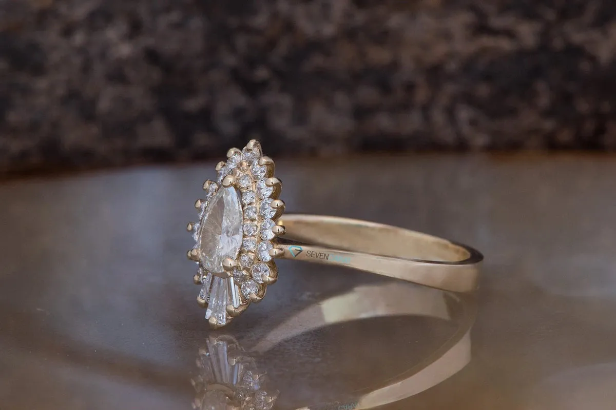 1 1/2 Carat Diamond engagement ring vintage