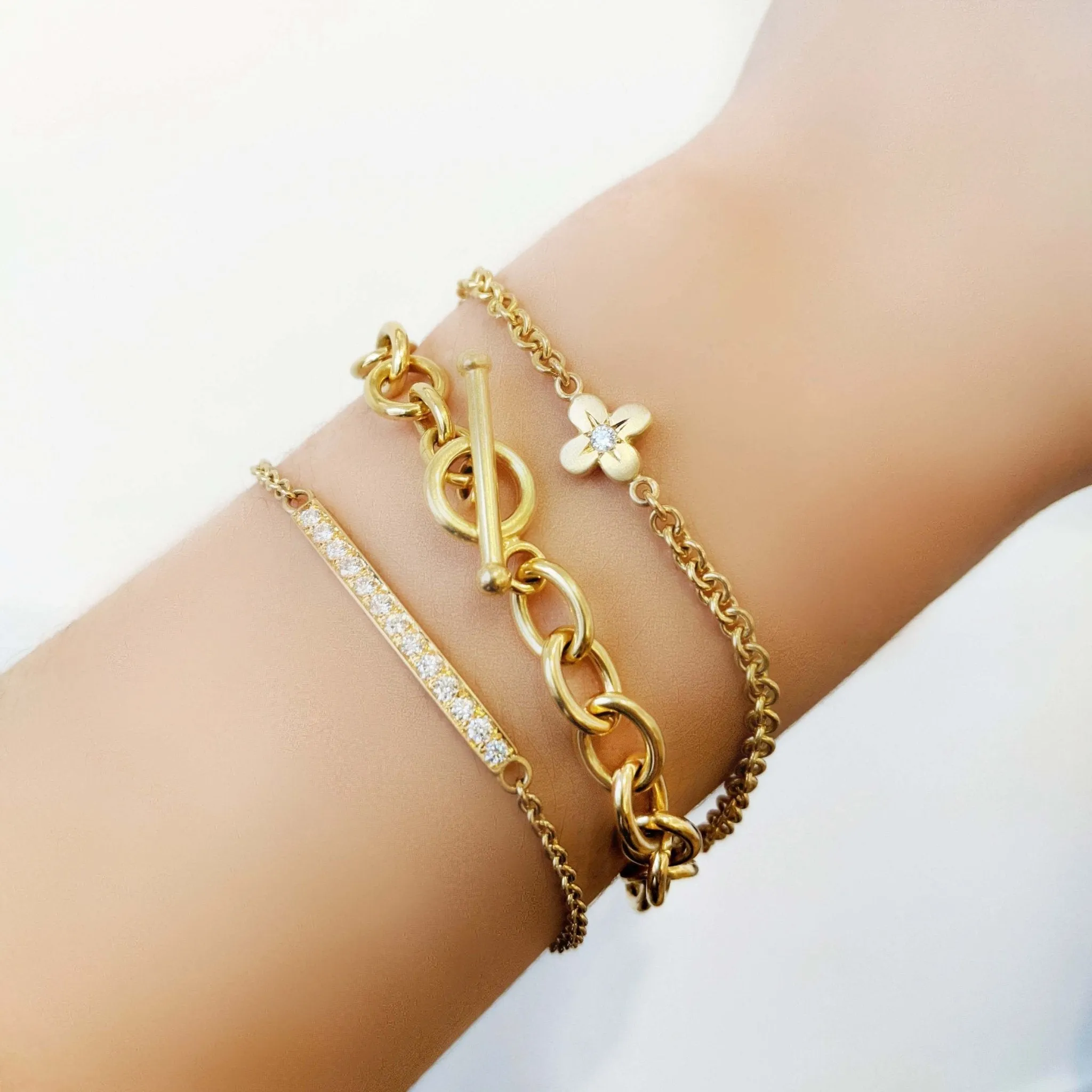 20K Gold Pave Diamond Bar Bracelet