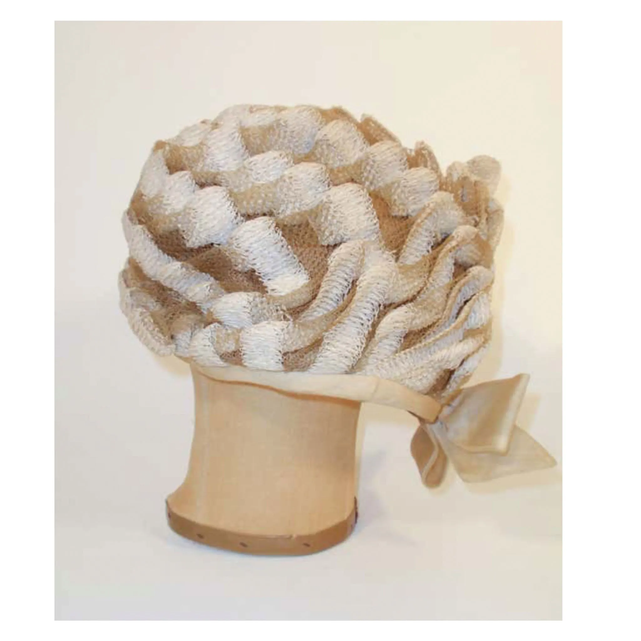CHRISTIAN DIOR 1960s Chapeaux Woven Textured Net Bubble Hat