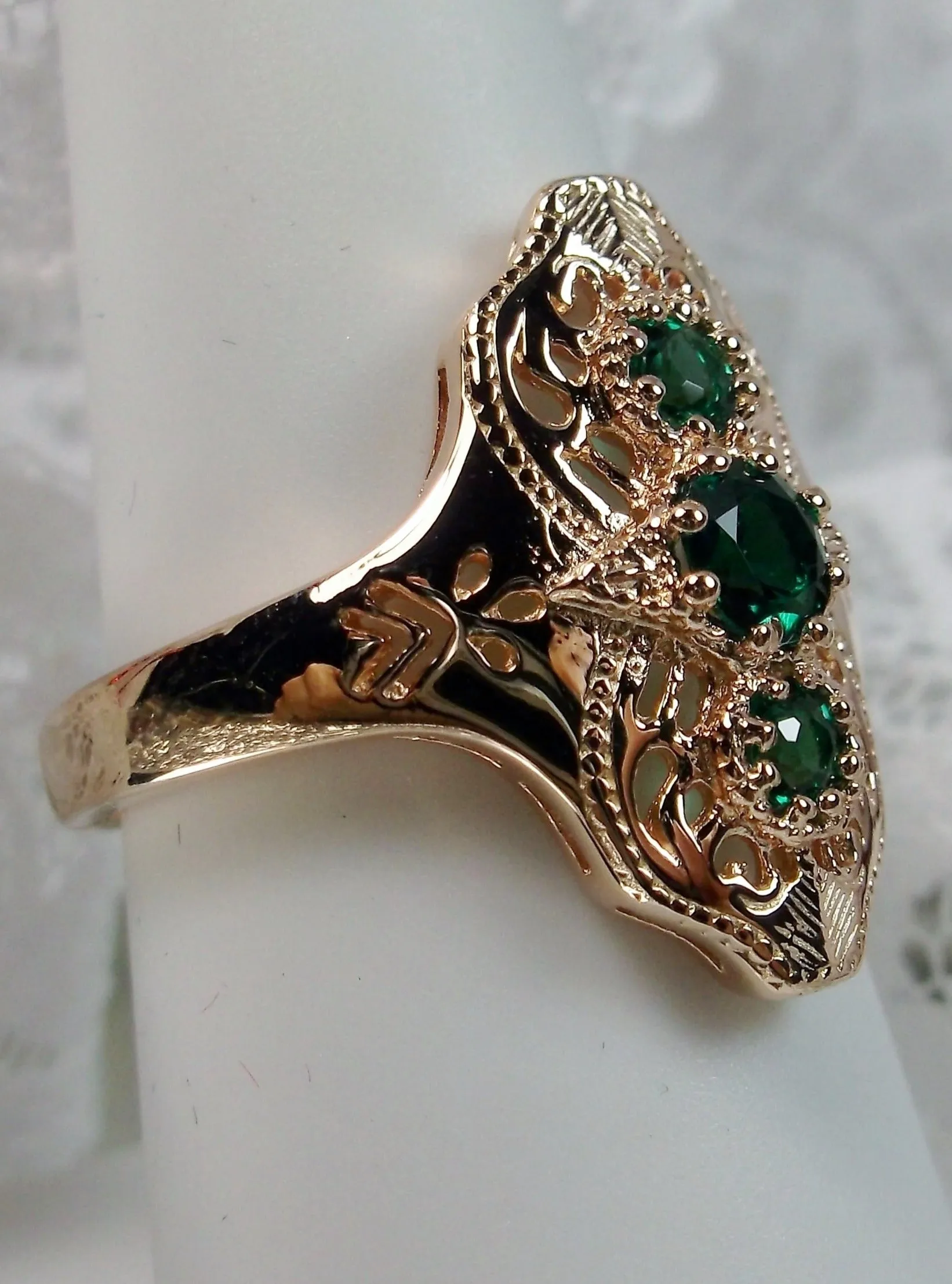 Emerald Ring, Spider Gatsby, Gold Vintage Jewelry D172