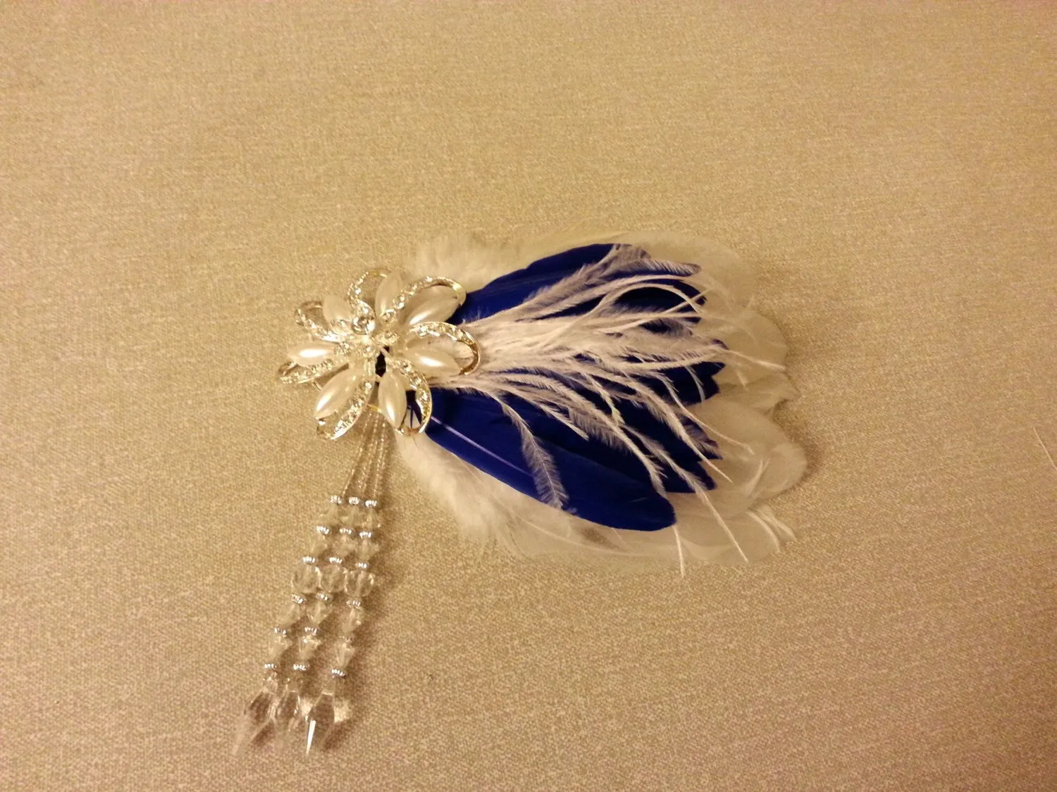 Great Gatsby Dress Headband Flapper Dress fascinator Headpiece  1920 Headband  White and Blue feather Fascinator with Sparkly embellishment