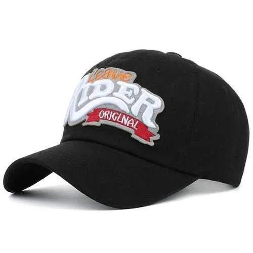 Letters Embroidery Sunproof Baseball Hat - Black