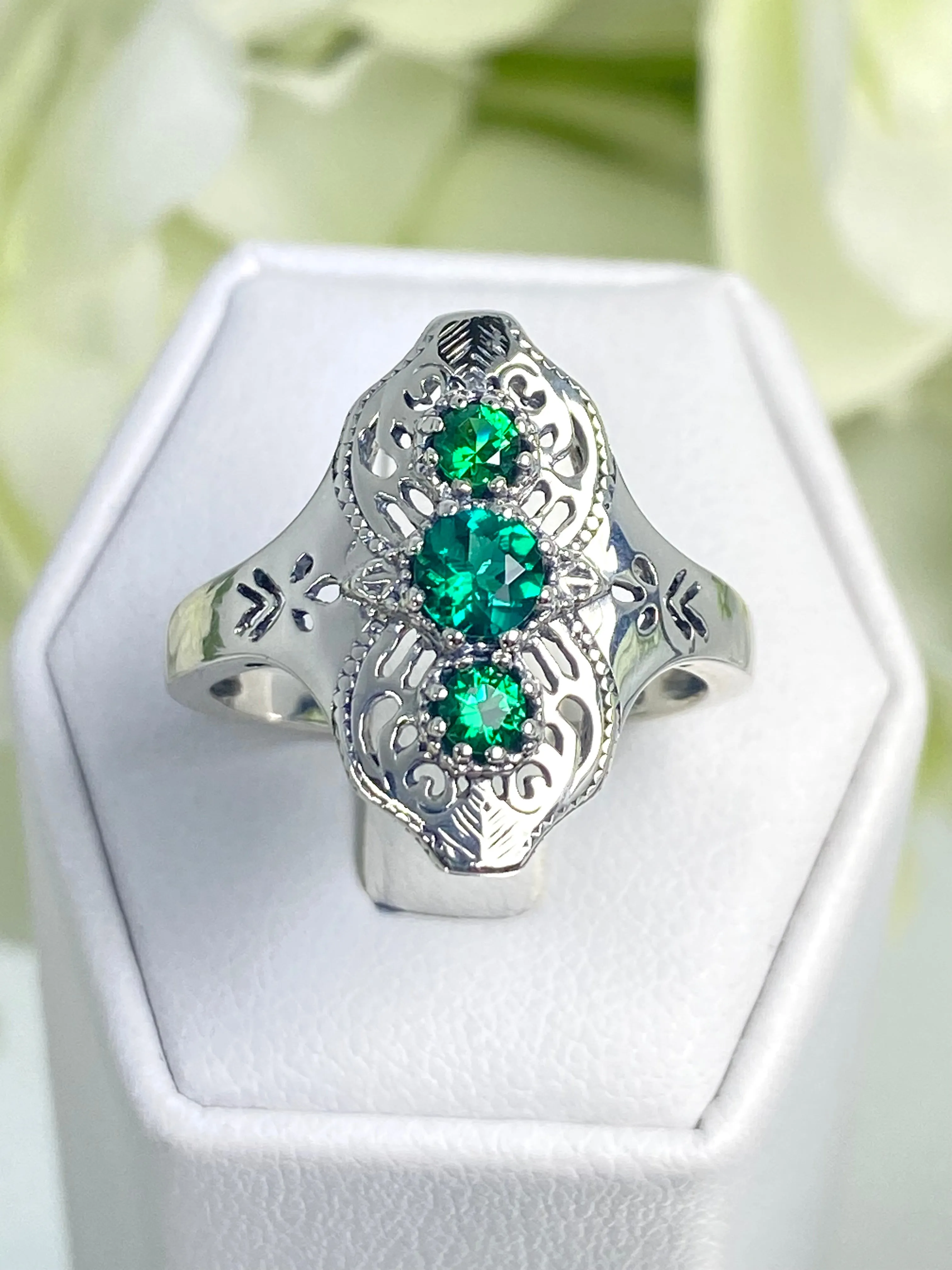 Natural Emerald Ring, Size 9, Spider Gatsby, Sterling Silver Vintage Jewelry D172 - Ready to Ship