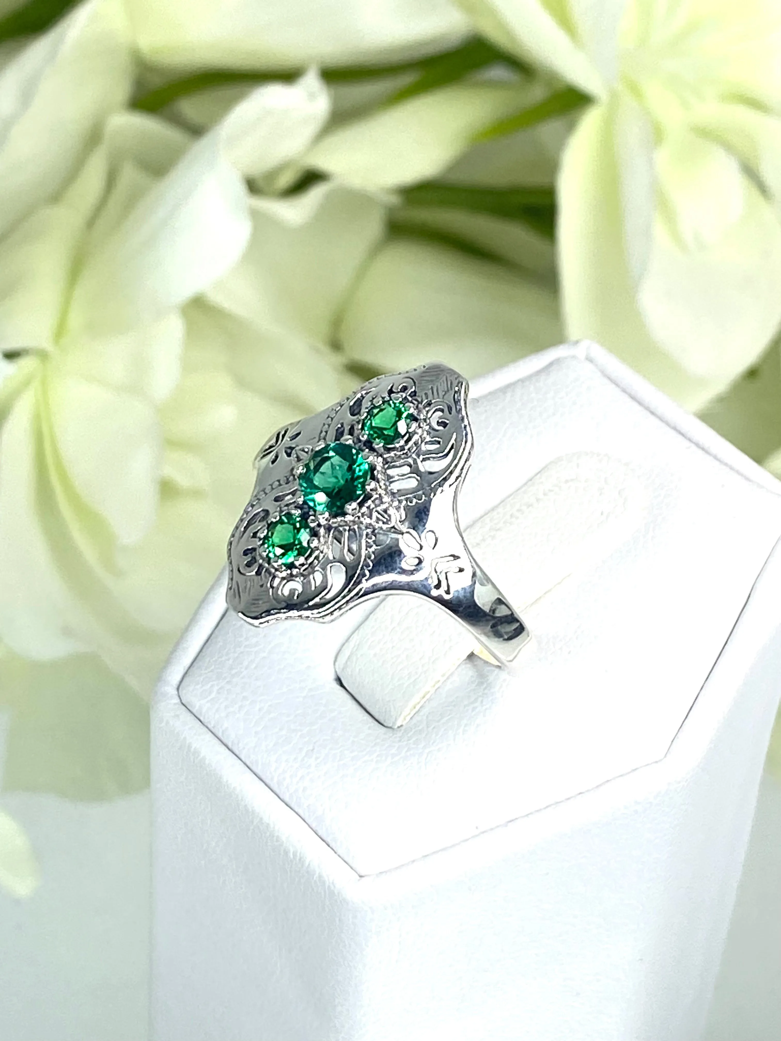 Natural Emerald Ring, Size 9, Spider Gatsby, Sterling Silver Vintage Jewelry D172 - Ready to Ship
