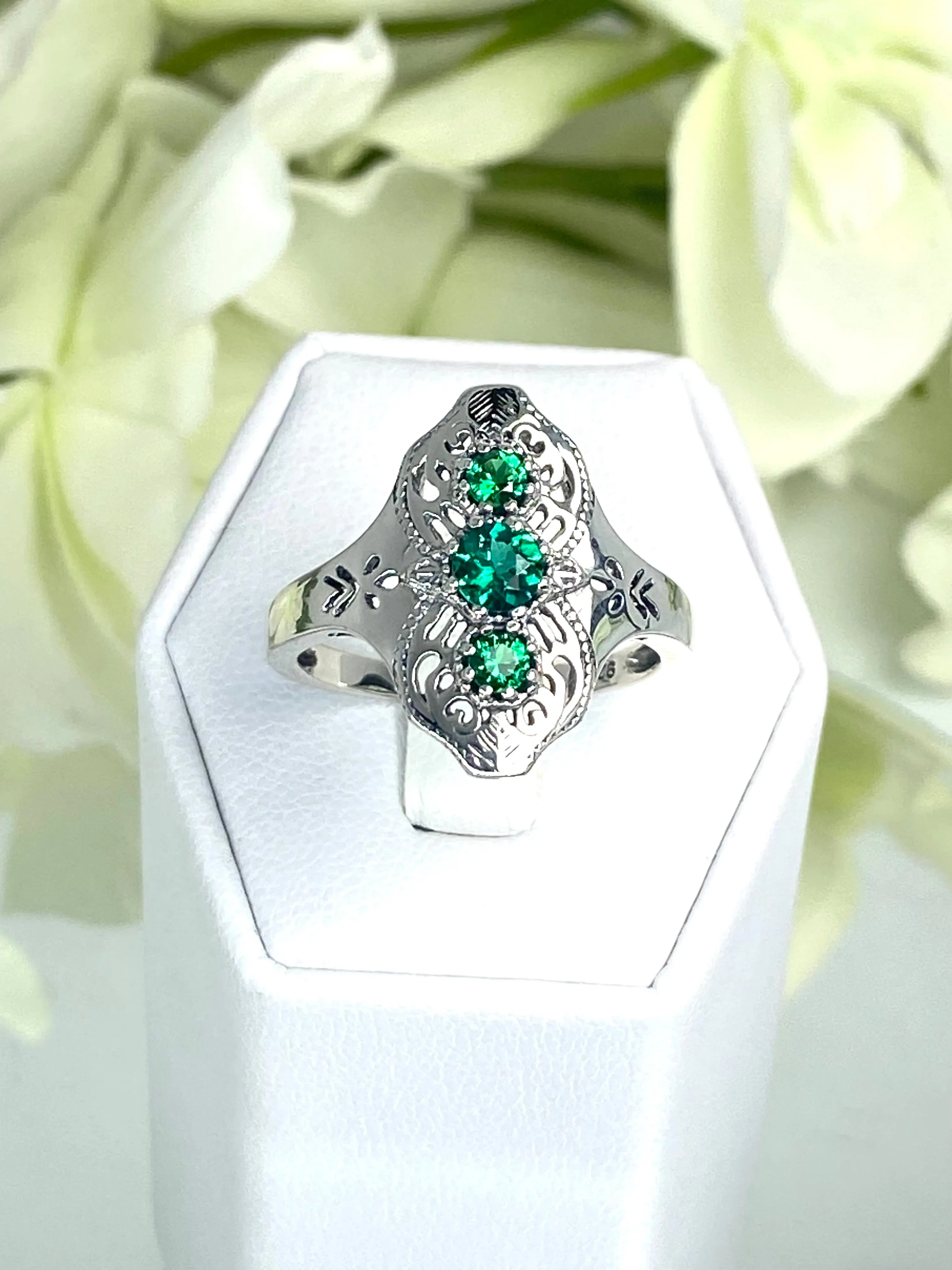 Natural Emerald Ring, Size 9, Spider Gatsby, Sterling Silver Vintage Jewelry D172 - Ready to Ship