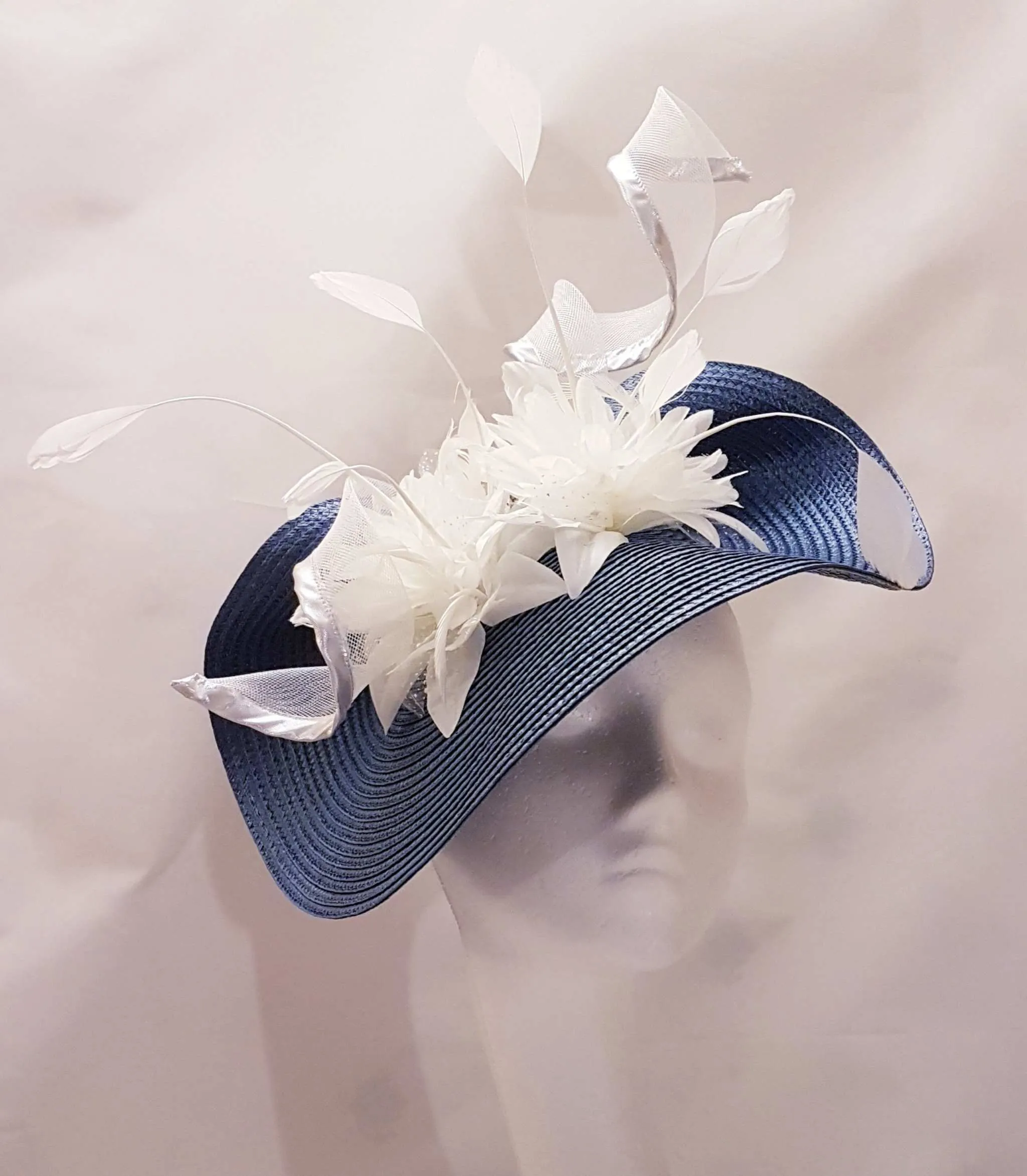 NAVY & WHITE Fascinator hat Silver or Gold Swril Floral Hatinator Wedding,Race,Ladies Day, Womens hat,Mother of the bride-Groom hat fascinator