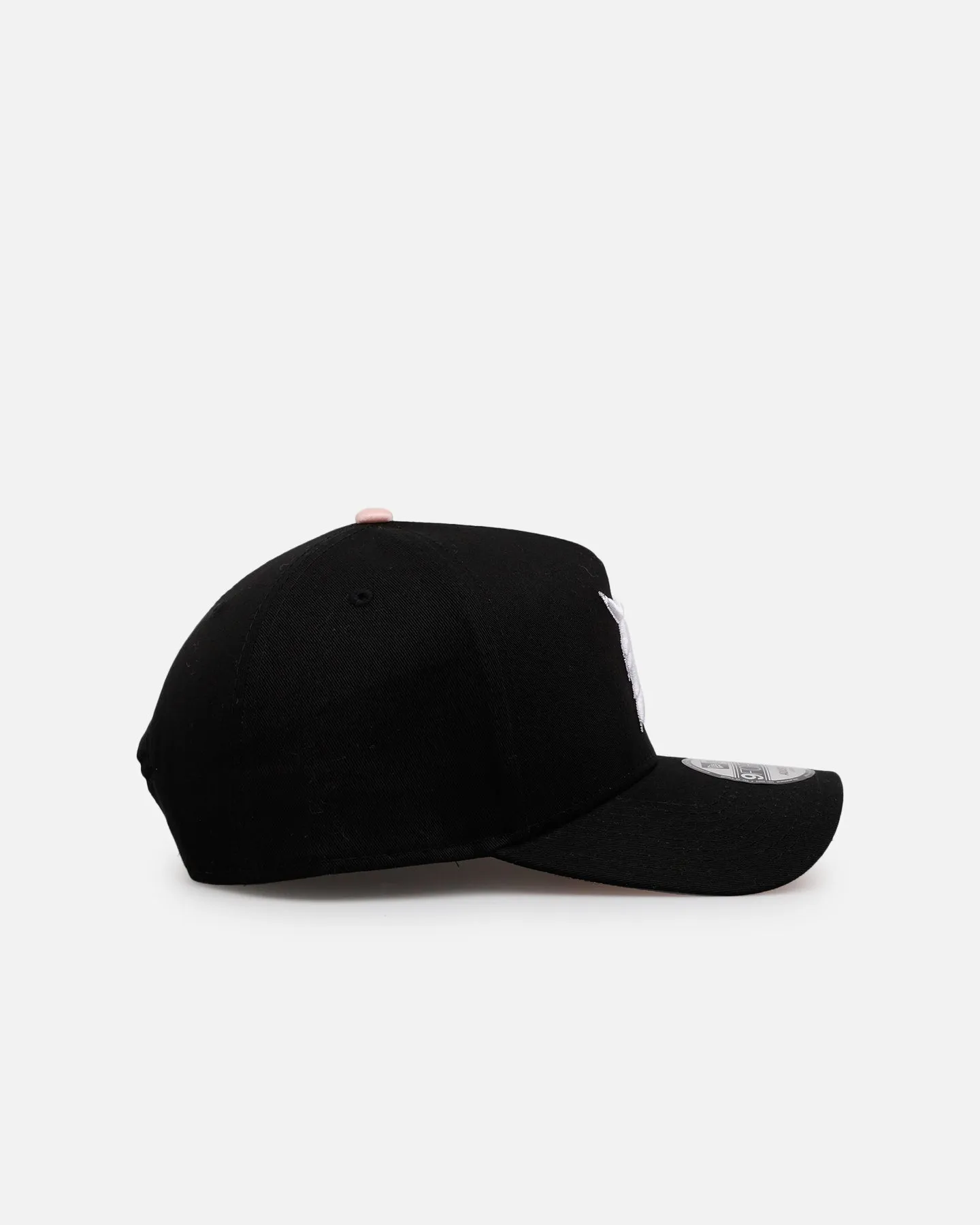 New Era Detroit Tigers 'Pink Satin Hearts 2.0' 9FORTY A-Frame Snapback Black/Pink