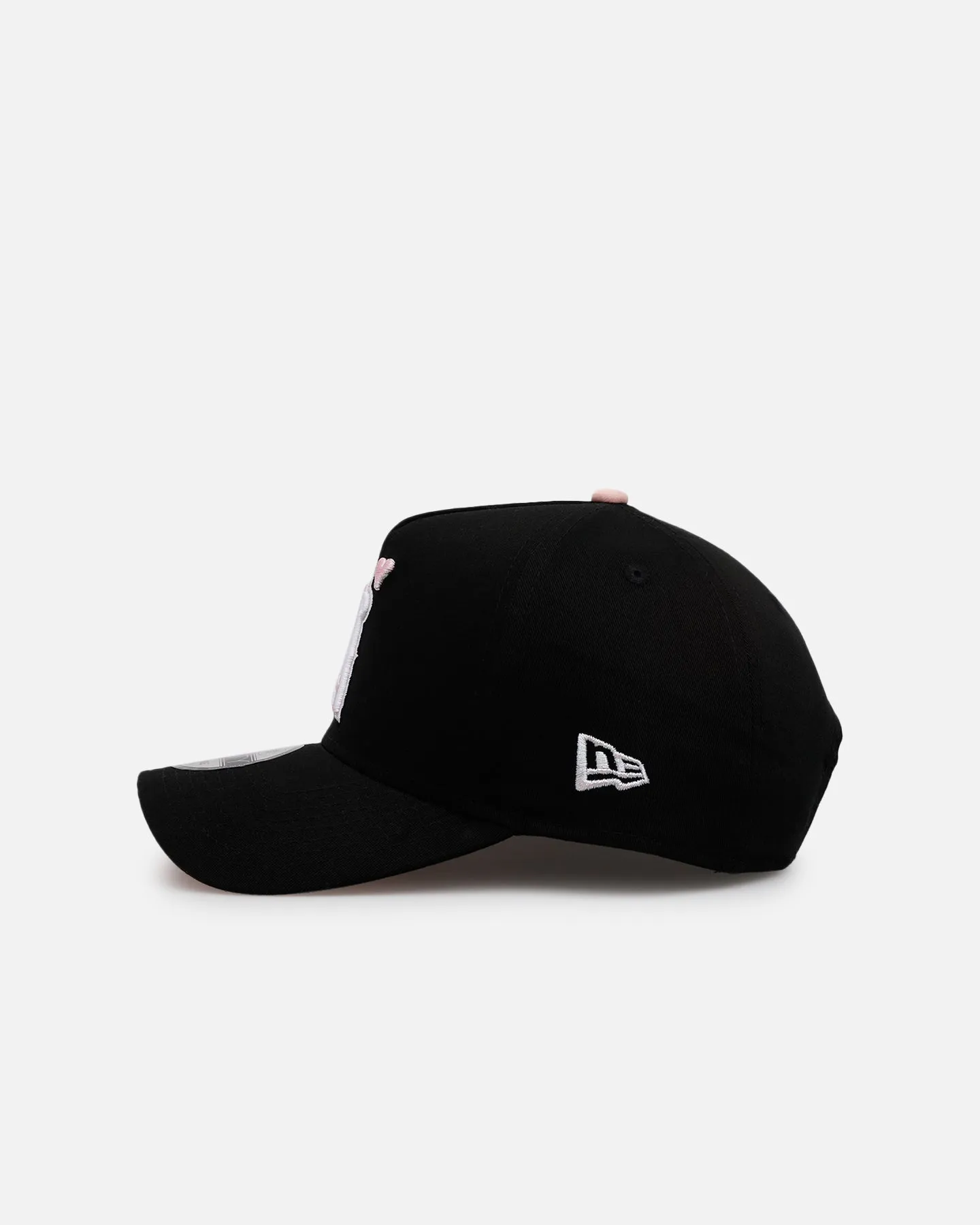 New Era Los Angeles Angels 'Pink Satin Hearts 2.0' 9FORTY A-Frame Snapback Black/Pink
