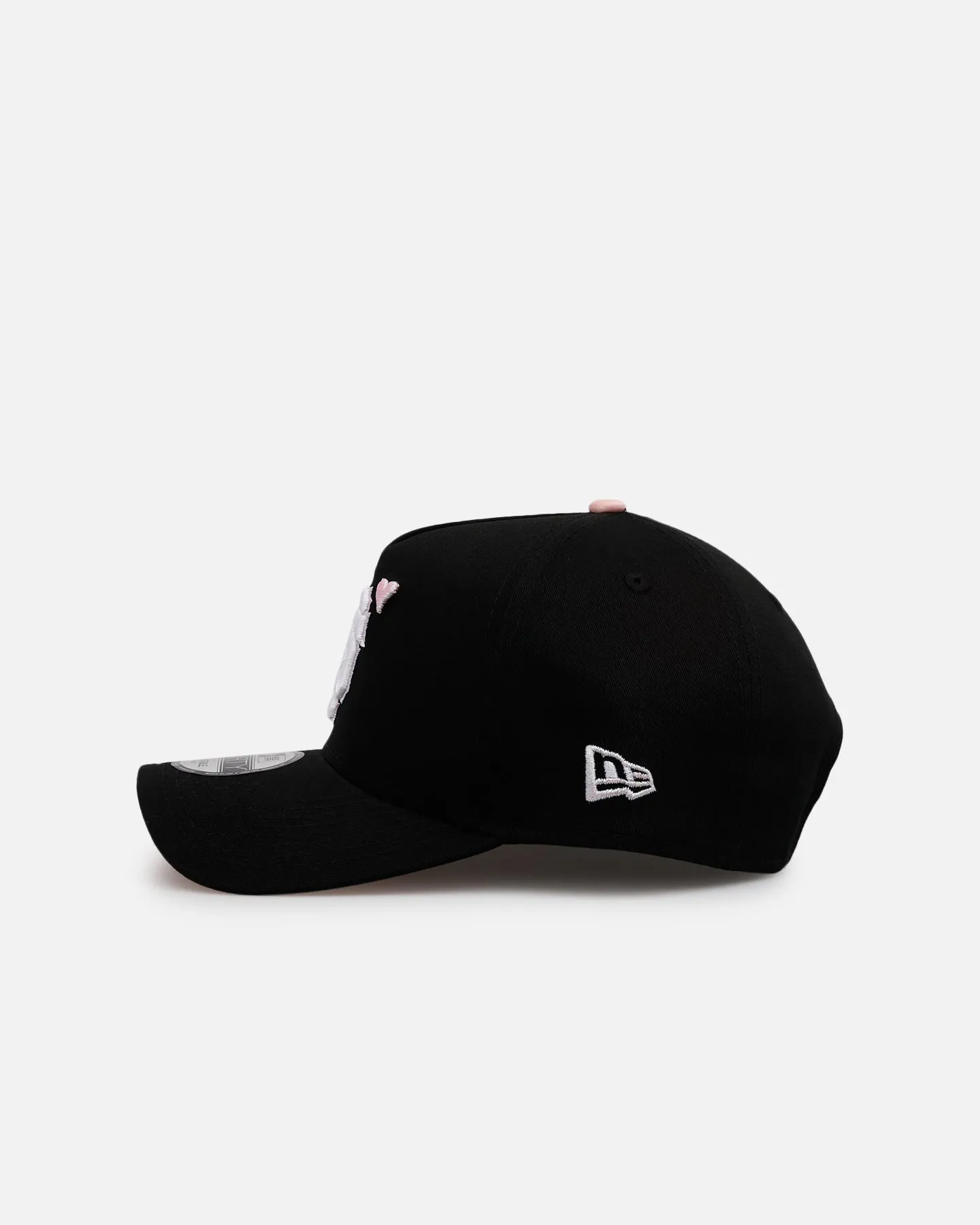 New Era San Francisco Giants 'Pink Satin Hearts 2.0' 9FORTY A-Frame Snapback Black/Pink