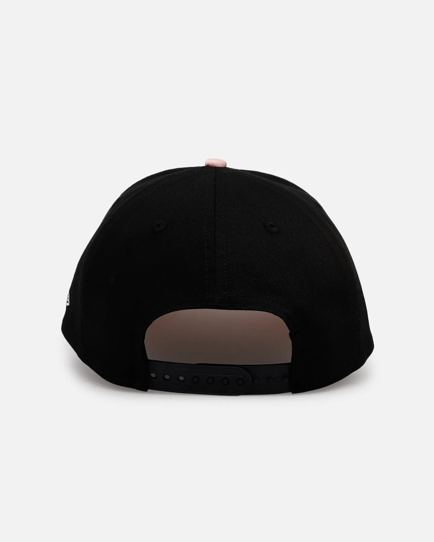 New Era San Francisco Giants 'Pink Satin Hearts 2.0' 9FORTY A-Frame Snapback Black/Pink