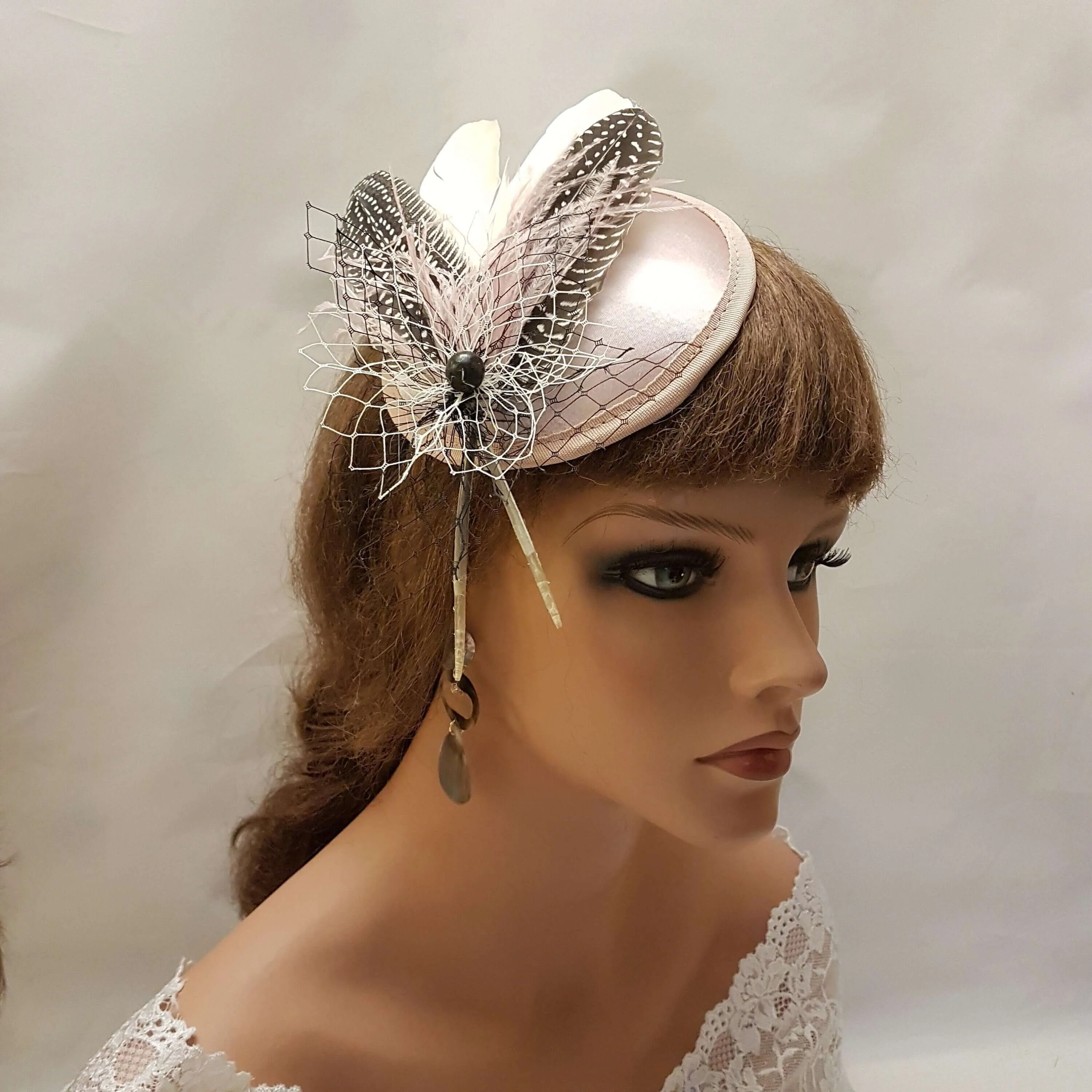 Pink Fascinator Hat FEATHER Hat  BLUSH PINK  headpiece,Race hat Cocktail Ascot Hat Wedding church Ladies party Fascinator Gatsby fascinator