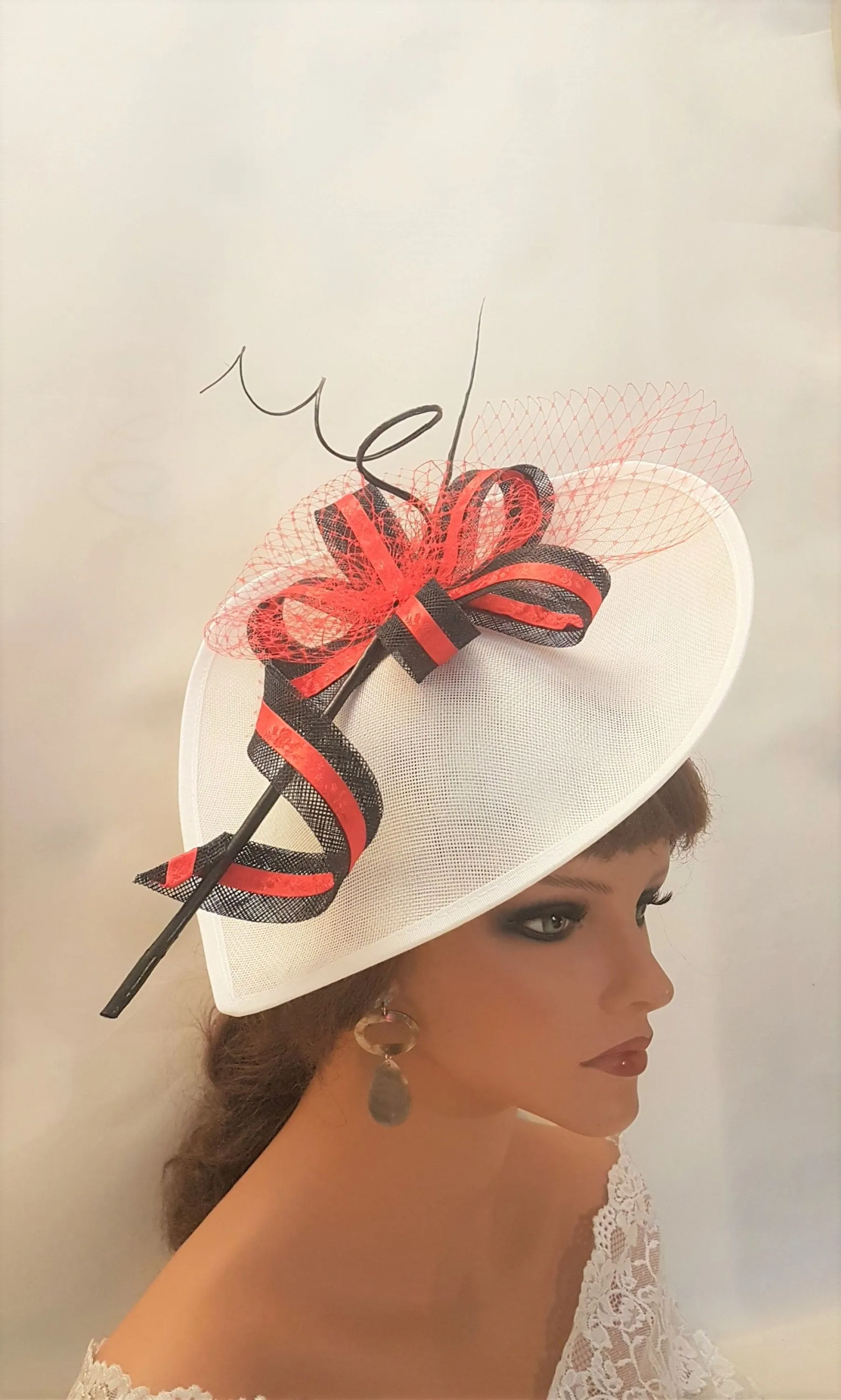 RED& WHITE HAT Fascinator  Long Quill Feather Large teardrop hatinator,Mother of bride/Groom hat,Kentecky derby,Royal Ascot Hat Fascinator
