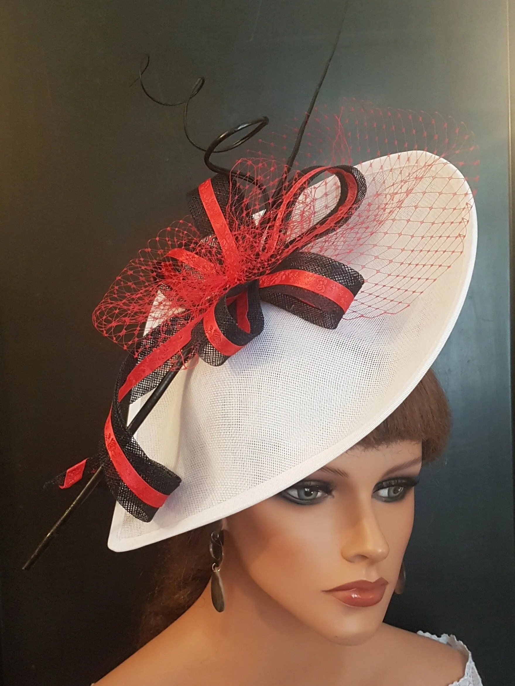 RED& WHITE HAT Fascinator  Long Quill Feather Large teardrop hatinator,Mother of bride/Groom hat,Kentecky derby,Royal Ascot Hat Fascinator