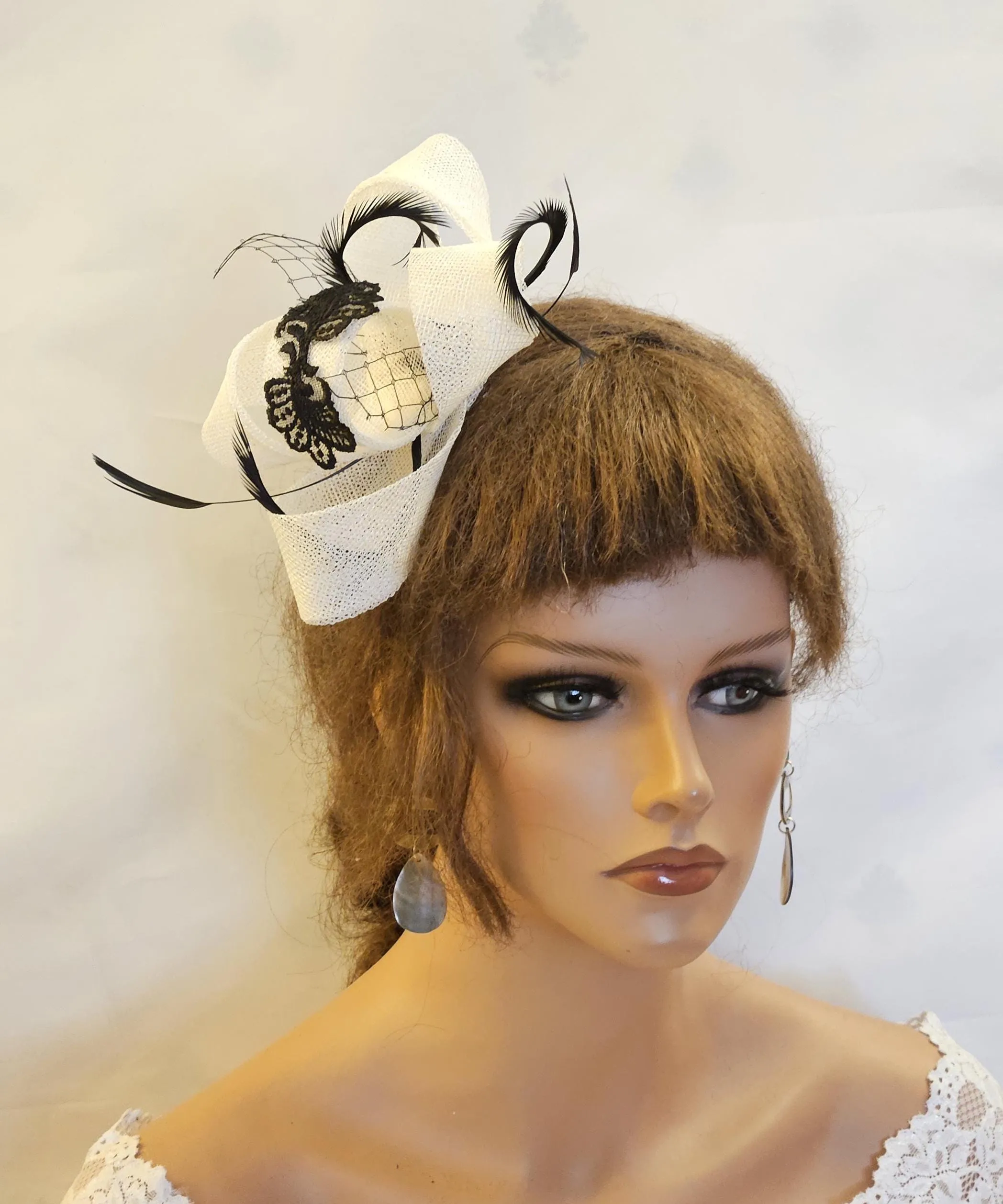 White Fascinator with  Black Featheres & Motif Ivory Champagne,Pink,Navy,Grey,Black ,Royal Ascot, Wedding Cocktail Party Church Headpiece
